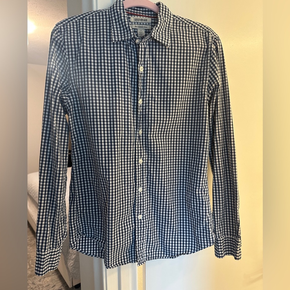 Men’s blue dress shirt
